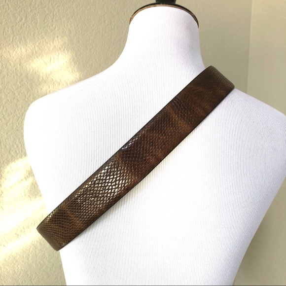 NWT DKNY Snake Embossed Brown Oval Gold Belt Small - Picture 4 of 4